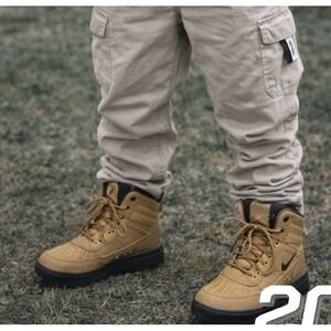 Nike Woodside 2 Boots (kids size 13C)